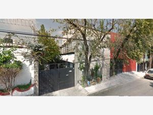 Casa en Venta en Pedregal de Santo Domingo Coyoacán