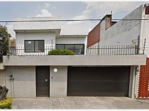 Casa en Venta en Claveria Azcapotzalco