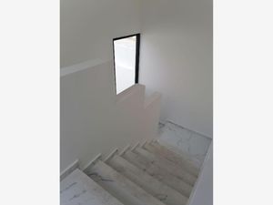 Casa en Venta en Residencial Ave del Paraíso Zapopan