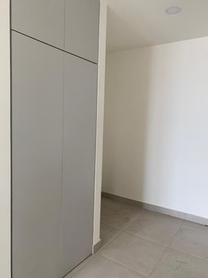 DEPARTAMENTO EN RENTA TORRE ARENA CALZADA PISO 18