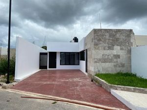 CASA EN VENTA EN CHICHI SUAREZ MERIDA YUC ZONA ORIENTE FOLIO MCV-321