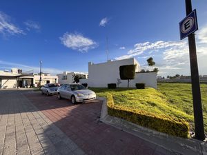 Amplio terreno habitacional en venta cerca de UAQ, Querétaro