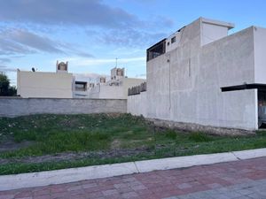 Amplio terreno habitacional en venta cerca de UAQ, Querétaro