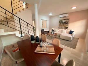 CASAS EN VENTA EN PLAYA DEL CARMEN CANCUN CON ALBERCA