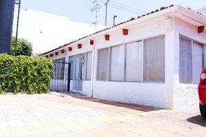 SOBRE AV PASEO CONSTITUYENTES CORREGIDORA LOCAL COMERCIAL OFICINAS $12,500 (BP)