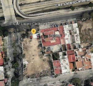 Terreno Comercial En Jardines del Bosque, Guadalajara Jal