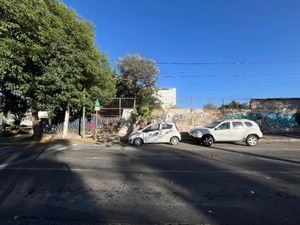 Terreno Comercial En Jardines del Bosque, Guadalajara Jal