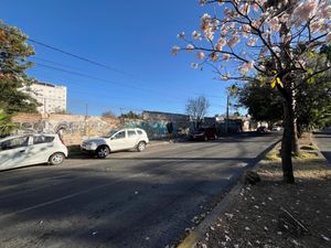 Terreno Comercial En Jardines del Bosque, Guadalajara Jal