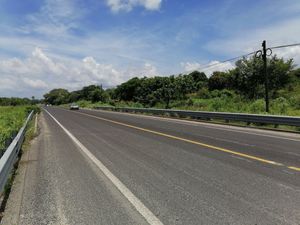 Terreno en Carretera Nacional Acapulco-Pinotepa