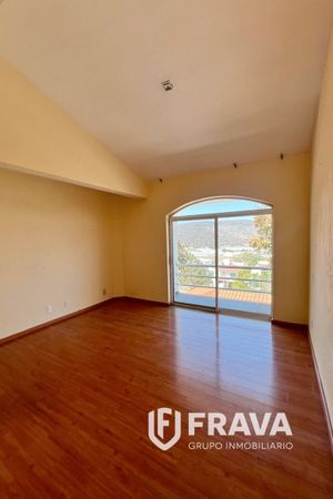 VENTA DE CASA EN BUGAMBILIAS