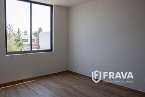 VENTA DE CASA EN PRIVANZA COTO TERMA