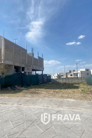 VENTA DE TERRENO EN PARQUES VALLARTA