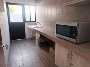 CASA EN CONDOMINIO EN RENTA CUMBRES DEL LAGO QUERETARO RCR240506-MN