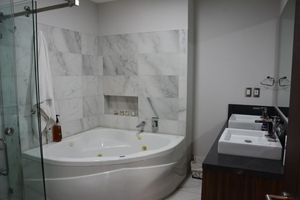 Departamento en Venta City View Querétaro RDV230105-GB