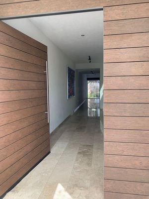 CASA EN VENTA LOMA DORADA CERCA DE LOS ARCOS QUERETARO RCV230621-AE