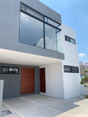 CASA EN RENTA ZENLIFE QUERETARO RCR231028-ATO