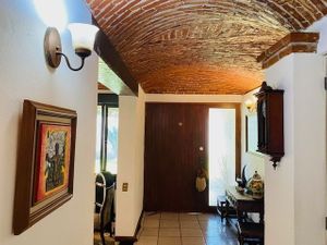 CASA EN RENTA DE UNA PLANTA FRACC. DEL VALLE QUERETARO RCr240827-GM