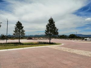 TERRENO EN VENTA CIUDAD MADERAS CORREGIDORA RTV221216-VA