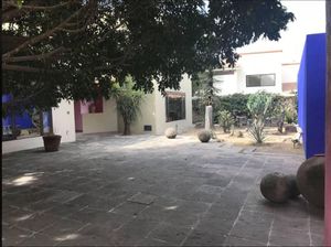 CASA EN VENTA EN COLINAS DEL BOSQUE CON RECAMARAS Y BAÑOS EN PB RCV210825-VA