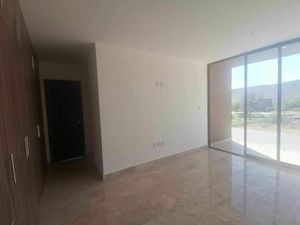 CASA EN VENTA EN ALTOZANO COND VOLCAN QUERÉTARO RCV210429-AE