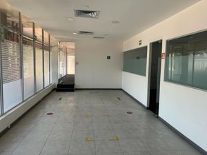 Oficina Acondicionada en Renta de 180 m2 en Tlalnepantla.