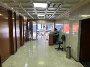 RENTA DE OFICINA ACONDICIONADA DE 98 M2 RIO RHIN