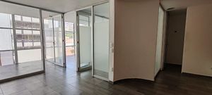 Oficina acondicionada en renta 58 m2. Colonia Juarez