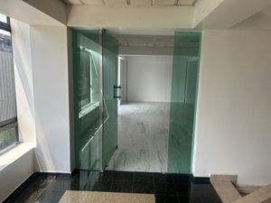 Oficina  Semi Acondicionada en Renta 120 m2 Insurgentes Sur, Col Juarez