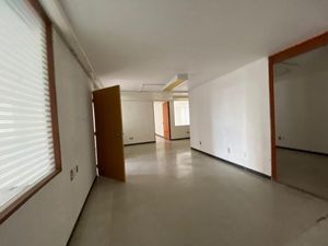 Renta de Oficina 342.5 m² en Colonia del Valle Acondicionada y Lista para Ocupar