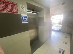 Oficina Acondicionada en Renta 170 m2 en Cuauhtemoc.