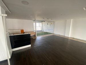 Oficina acondicionada en renta de 244 m2. Colonia Juarez