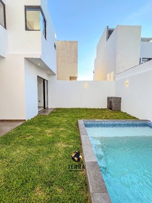 CASA EN VENTA EN FRACCIONAMIENTO LOMAS DEL MAR