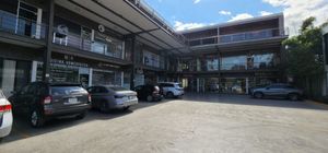 Local comercial en renta Plaza Maranta