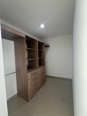 CASA EN VENTA EN MILENIO III QUERETARO