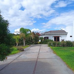 Quinta Campestre en Venta, en colonia Valle de Mimbre, Ramos Arizpe, Coahuila