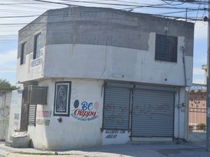 Casa en Venta en Paseo del Acueducto (en Esquina) en Juárez, N.L.