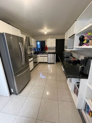 Venta de Hermosa y Amplia Casa en la Herradura