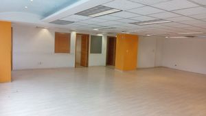 Oficina en Renta en Torre Lesin 400m2