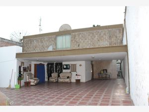 Casa en Venta en Jardines de la Asuncion Aguascalientes