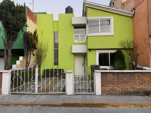 Casa en renta en Izcalli Cuauhtemoc 2da Secc, Metepec, México, 52172.