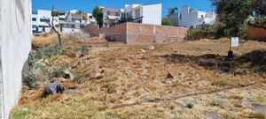 TERRENO EN VENTA EN VILLAS DEL MESÓN