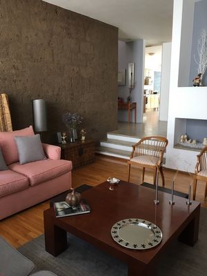 CASA EN VENTA EN CONDOMINIO A UNA CUADRA DE VISTA HERMOSA