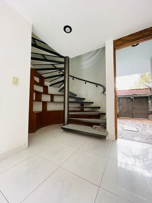 CASA EN VENTA EN TLALPAN