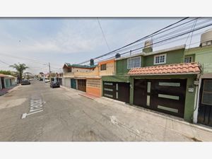 Casa en Venta en Villa de las Flores 1a Sección (Unidad Coacalco) Coacalco de Berriozábal