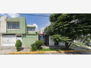 Casa en Venta en San Mateo Otzacatipan Toluca