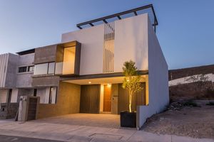 Exclusiva casa de lujo con vistas panorámicas en Nuevo Refugio, Querétaro.