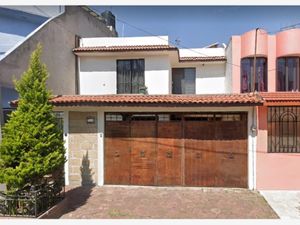 Casa en Venta en Constitucion de 1917 Iztapalapa