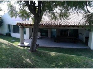 Casa en Venta en Colinas de Santa Fe Xochitepec