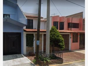 Casa en Venta en Constitucion de 1917 Iztapalapa