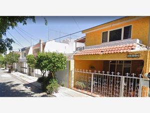 Casa en Venta en Jardines de la Paz Guadalajara